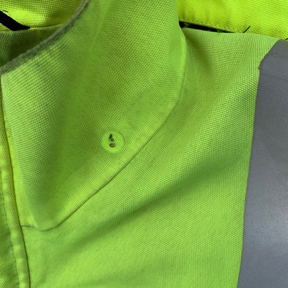 Carhartt high visibility water repellent jacket - Picture 4 of 5
